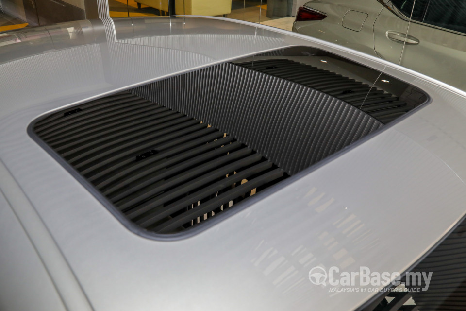 Lexus ES XZ10 (2019) Exterior