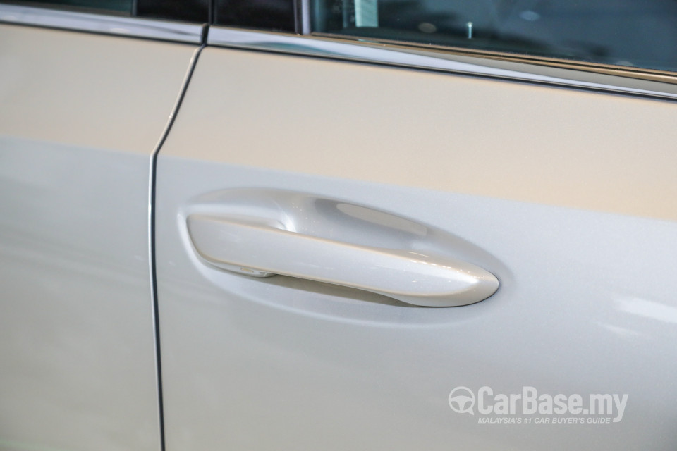 Lexus ES XZ10 (2019) Exterior