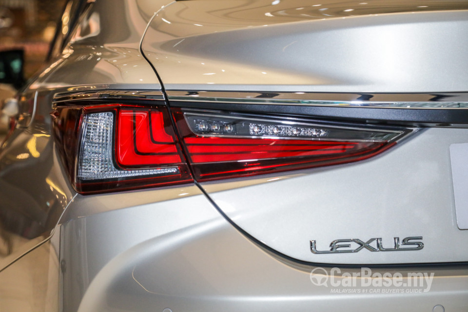 Lexus ES XZ10 (2019) Exterior