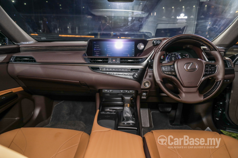 Lexus ES XZ10 (2019) Interior