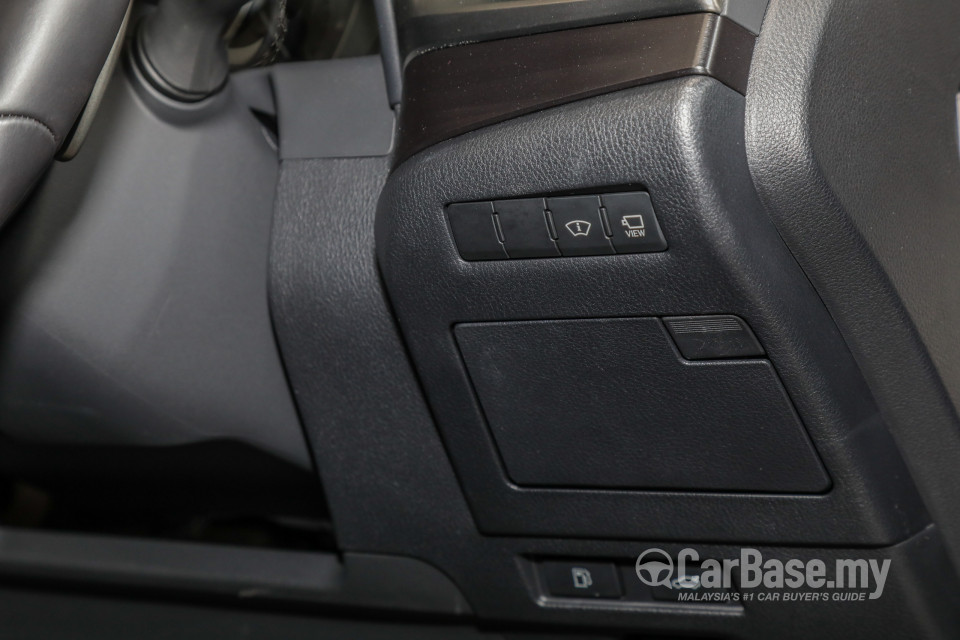 Lexus ES XZ10 (2019) Interior