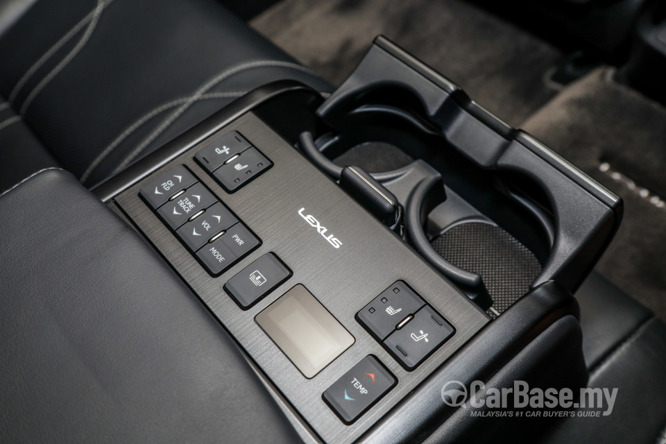 Lexus ES XZ10 (2019) Interior