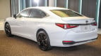 Lexus ES Exterior photo