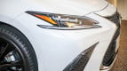Lexus ES Exterior photo