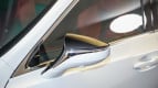 Lexus ES Exterior photo