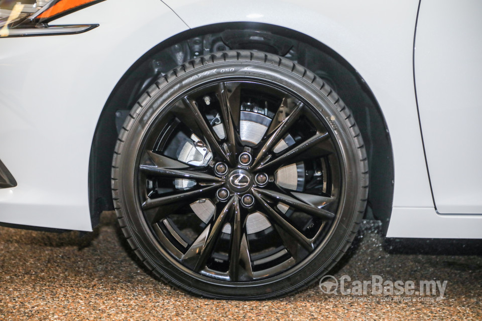 Lexus ES XZ10 Facelift (2021) Exterior