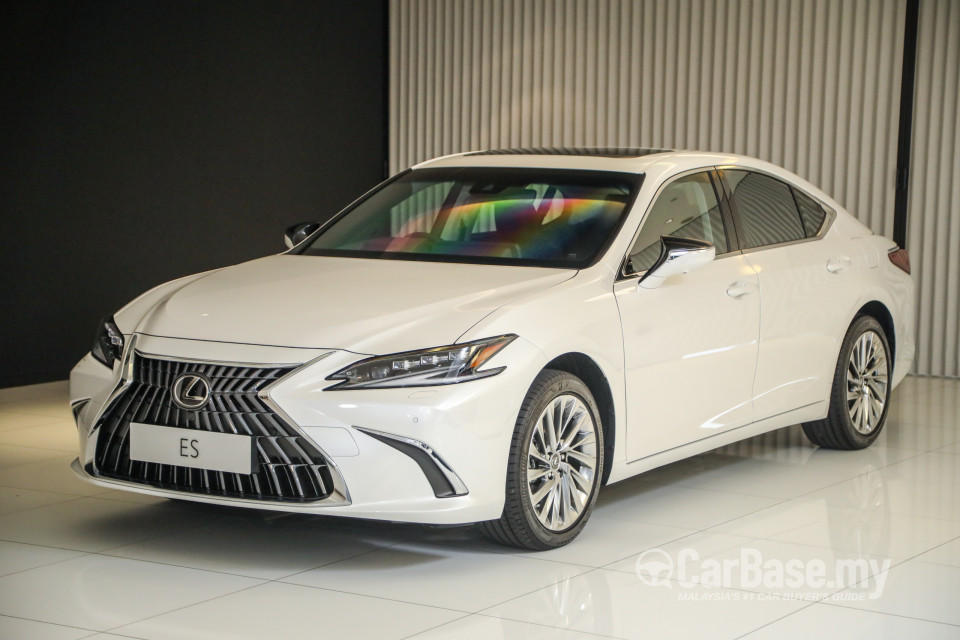 Lexus ES XZ10 Facelift (2021) Exterior