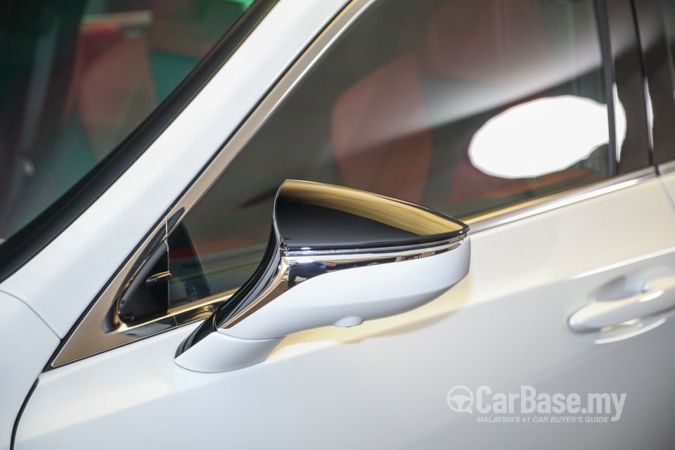 Lexus ES XZ10 Facelift (2021) Exterior