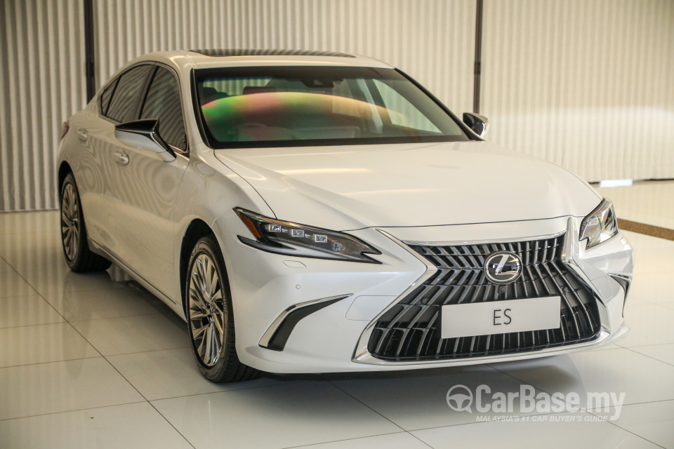 Lexus ES XZ10 Facelift (2021) Exterior