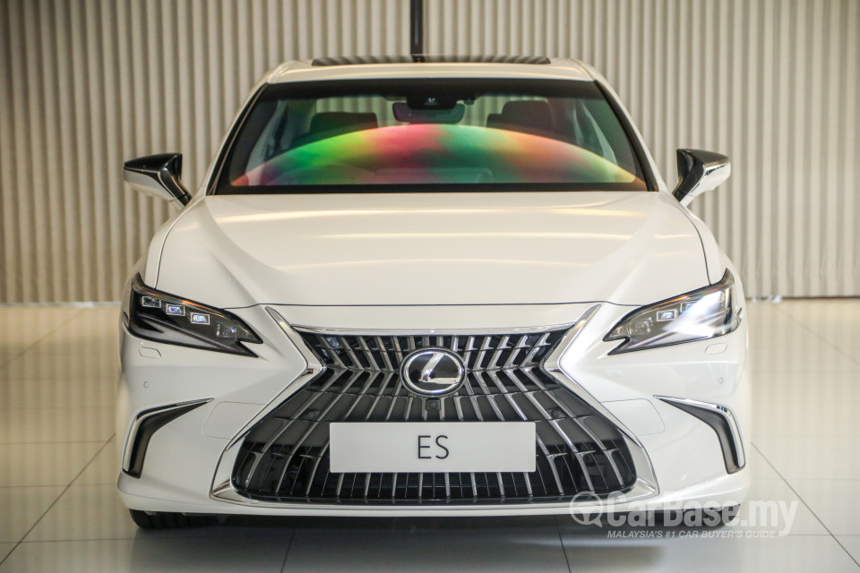 Lexus ES XZ10 Facelift (2021) Exterior