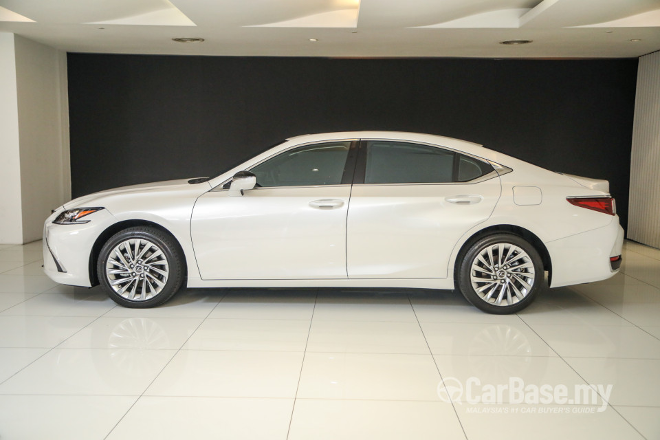 Lexus ES XZ10 Facelift (2021) Exterior