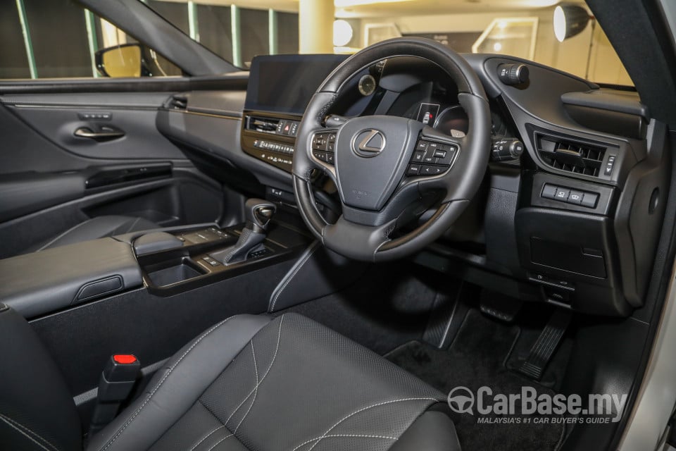 Lexus ES XZ10 Facelift (2021) Interior