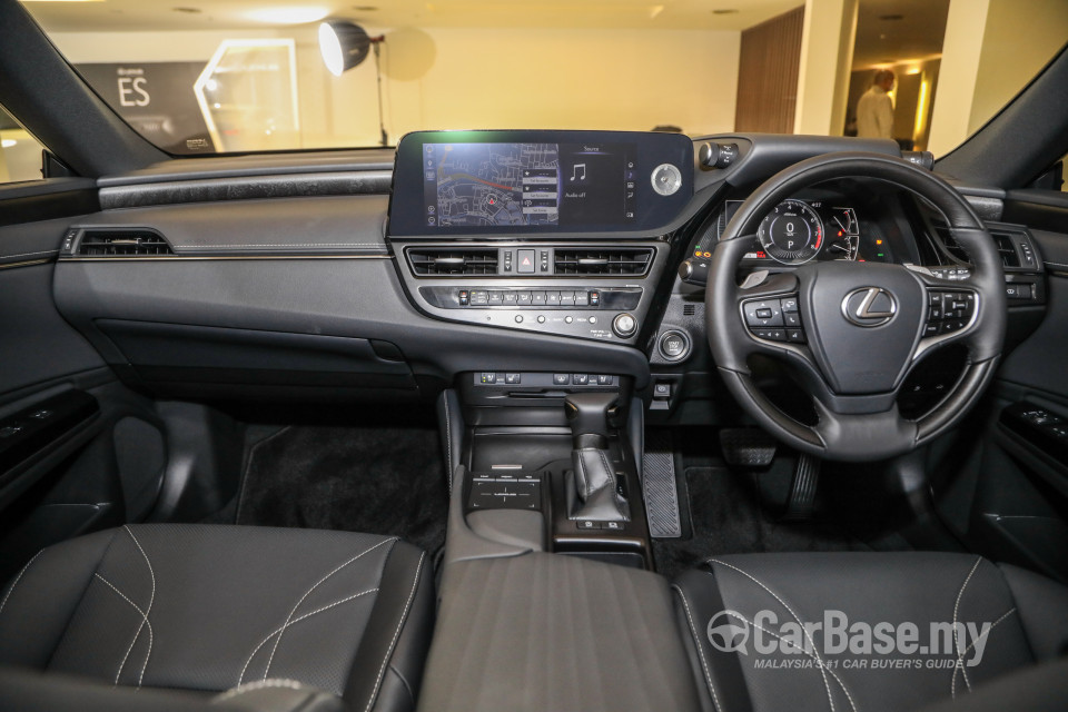 Lexus ES XZ10 Facelift (2021) Interior