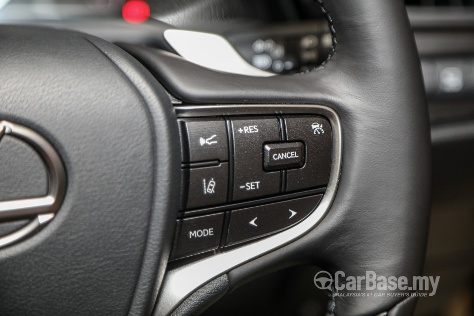 Lexus ES XZ10 Facelift (2021) Interior