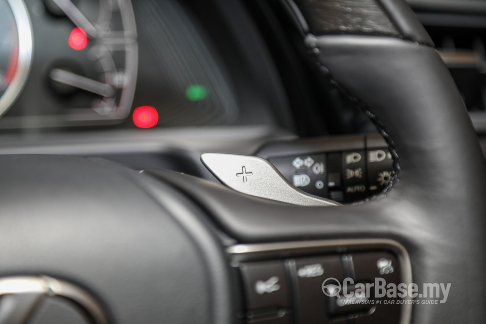Lexus ES XZ10 Facelift (2021) Interior