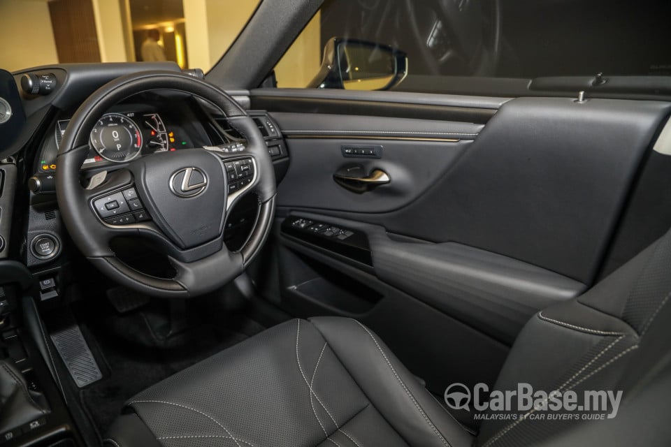 Lexus ES XZ10 Facelift (2021) Interior