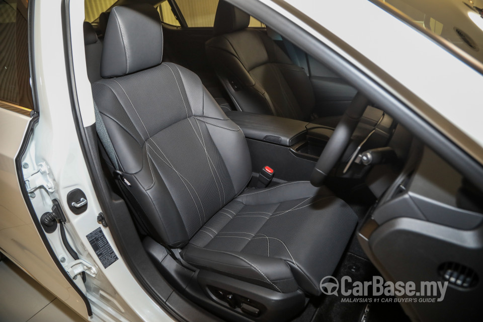 Lexus ES XZ10 Facelift (2021) Interior