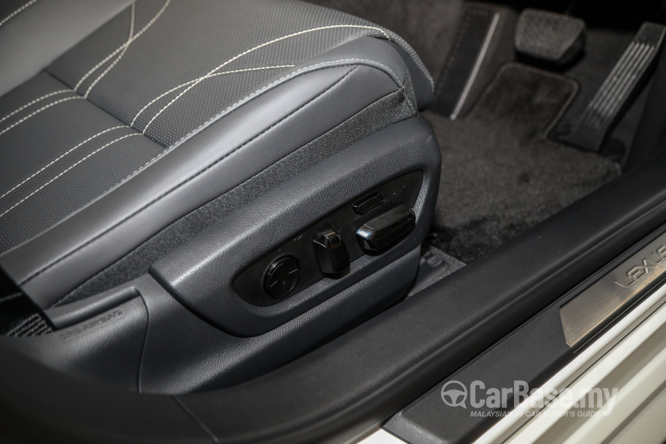 Lexus ES XZ10 Facelift (2021) Interior