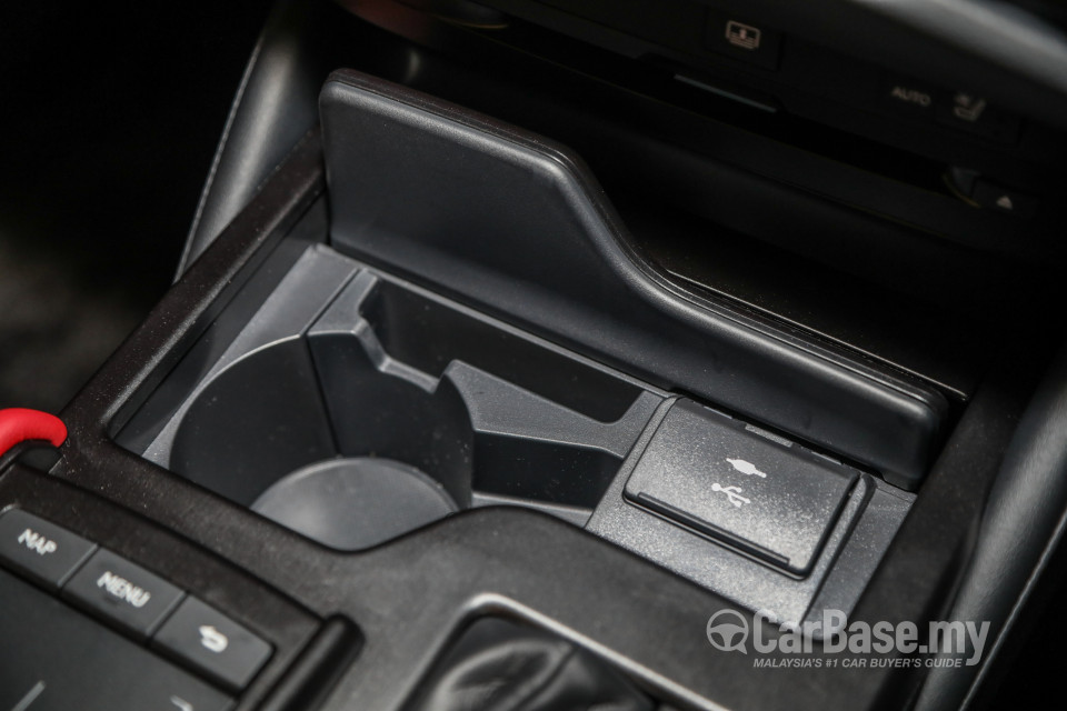 Lexus ES XZ10 Facelift (2021) Interior