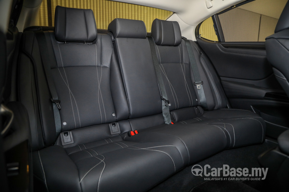 Lexus ES XZ10 Facelift (2021) Interior