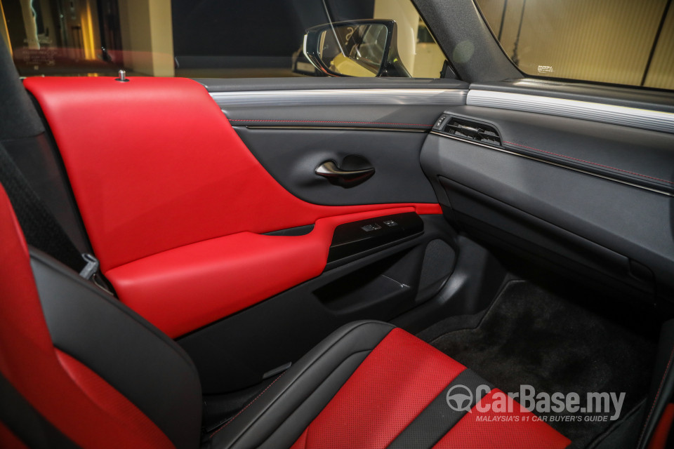 Lexus ES XZ10 Facelift (2021) Interior