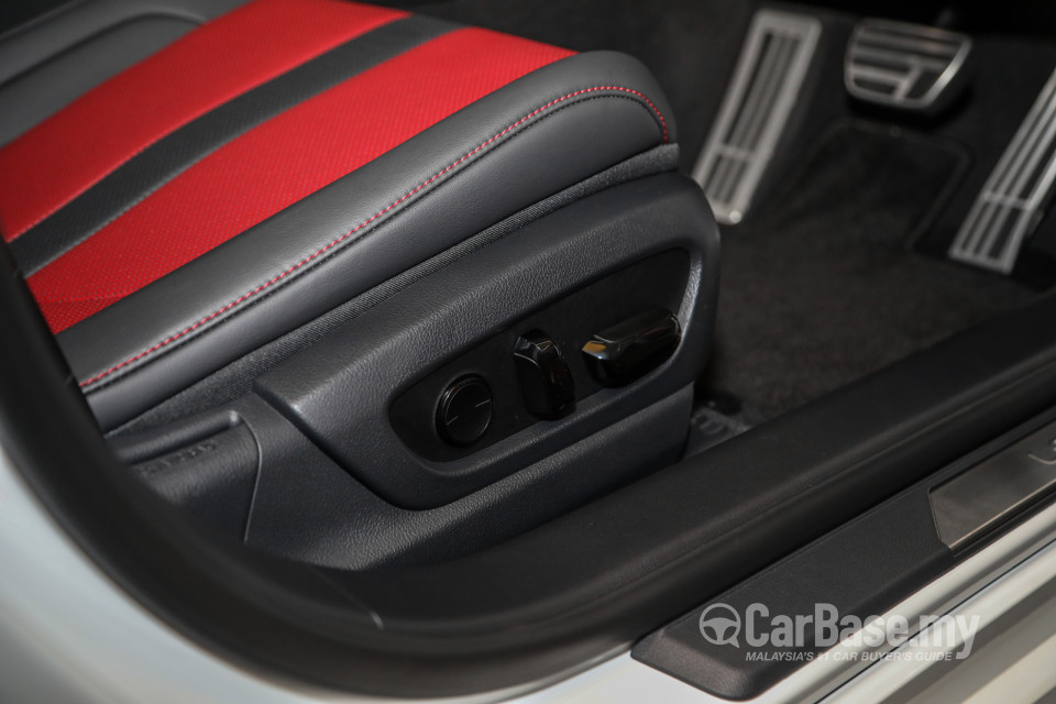 Lexus ES XZ10 Facelift (2021) Interior