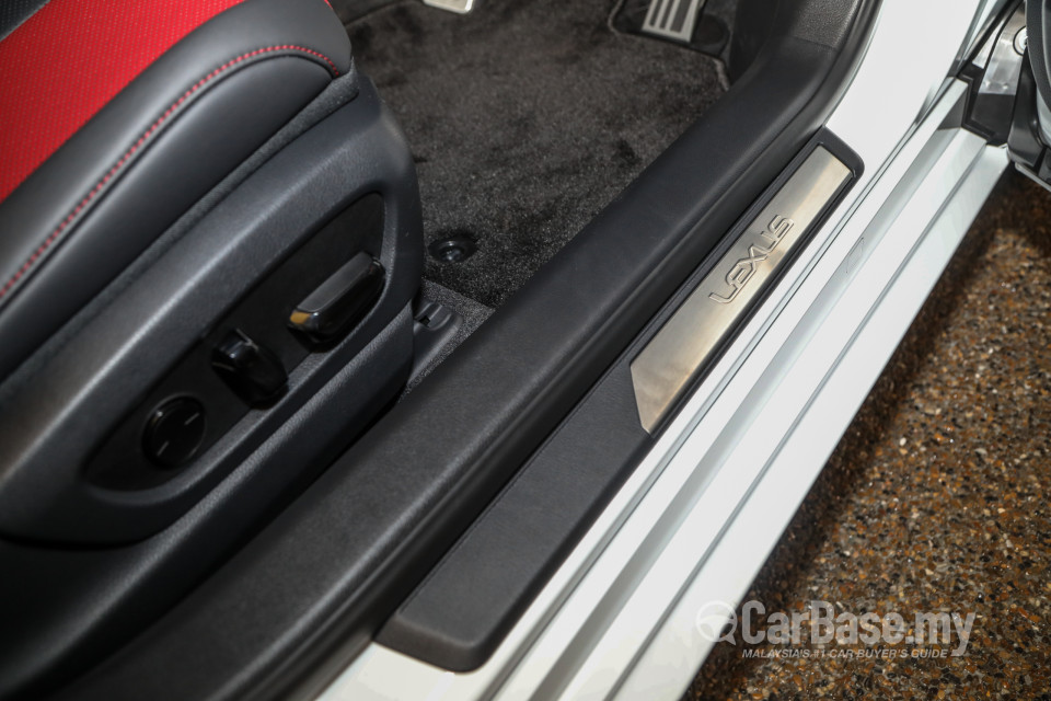 Lexus ES XZ10 Facelift (2021) Interior