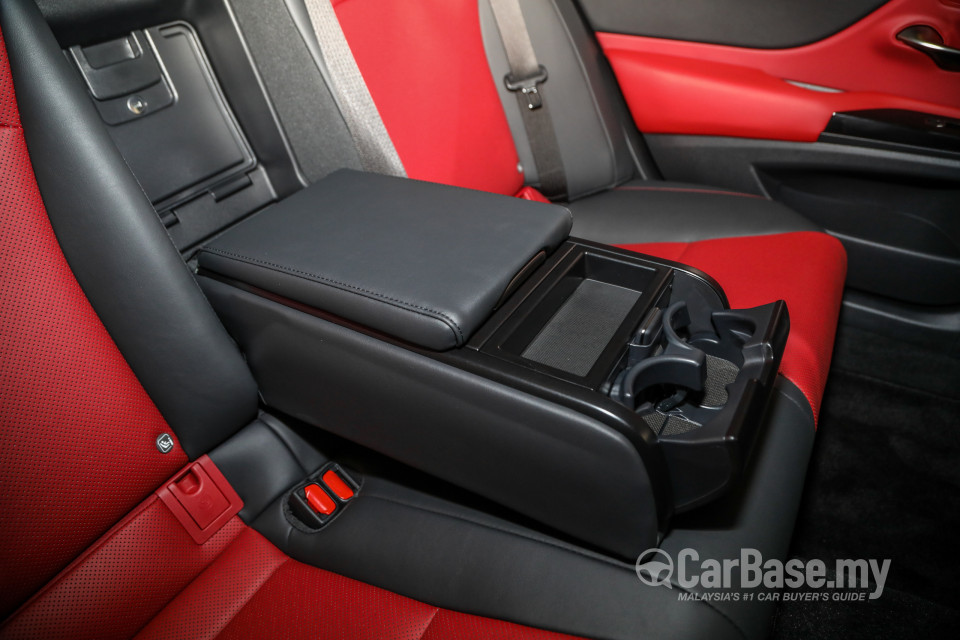 Lexus ES XZ10 Facelift (2021) Interior