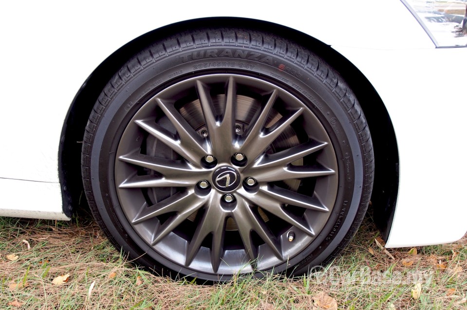 Lexus GS L10 (2013) Exterior