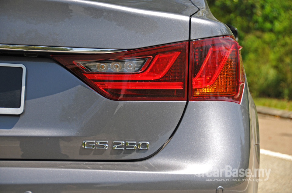 Lexus GS L10 (2013) Exterior