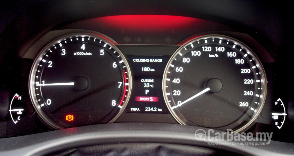 Lexus GS L10 (2013) Interior
