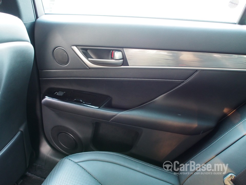 Lexus GS L10 (2013) Interior