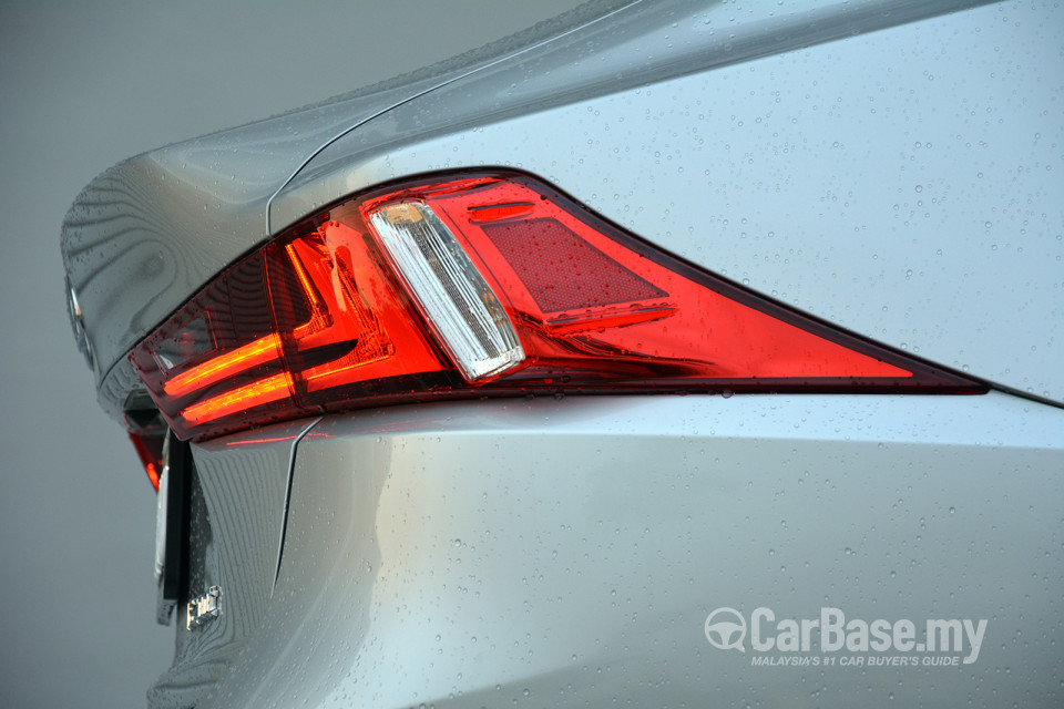 Lexus IS XE30 (2013) Exterior