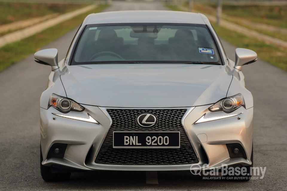 Lexus IS XE30 (2013) Exterior