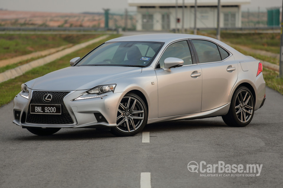 Lexus IS XE30 (2013) Exterior