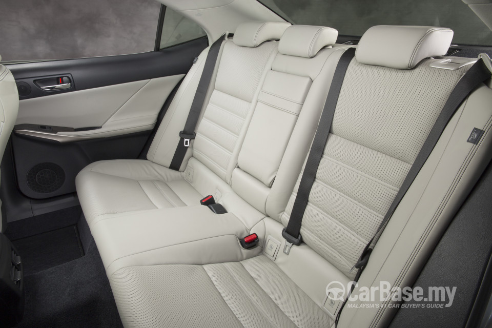 Lexus IS XE30 (2013) Interior