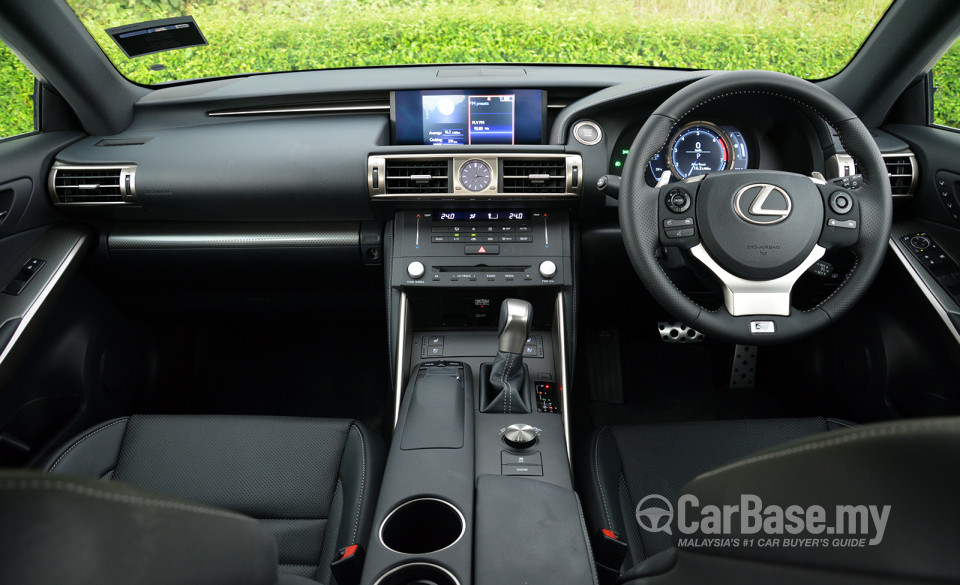 Lexus IS XE30 (2013) Interior