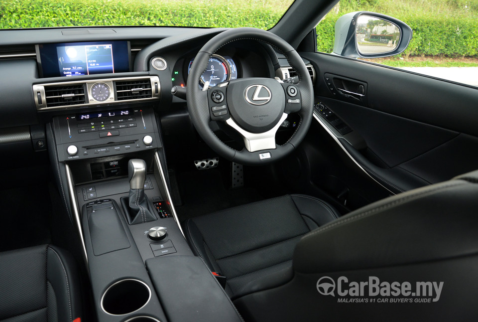 Lexus IS XE30 (2013) Interior