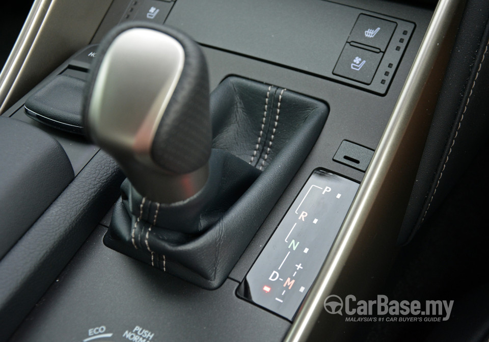 Lexus IS XE30 (2013) Interior