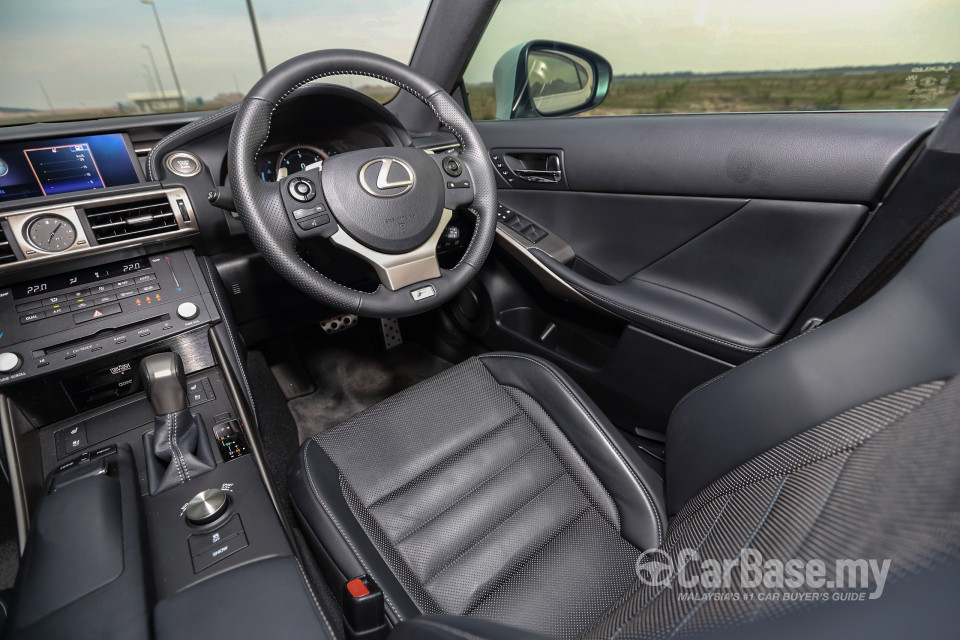 Lexus IS XE30 (2013) Interior