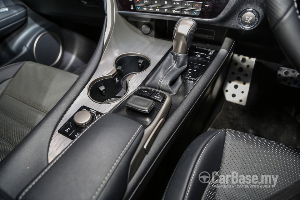 Lexus RX AL20 (2015) Interior
