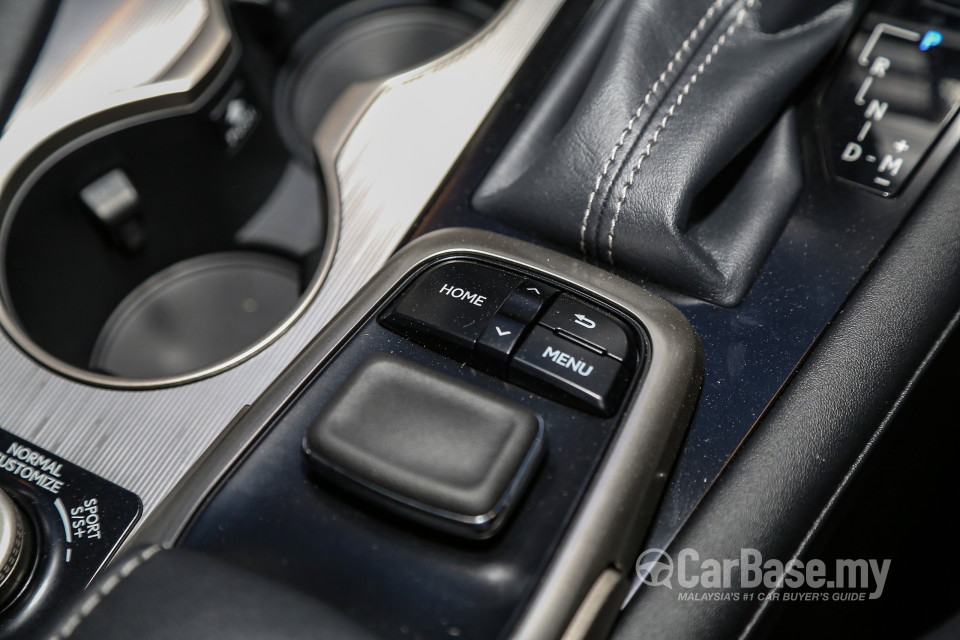 Lexus RX AL20 (2015) Interior