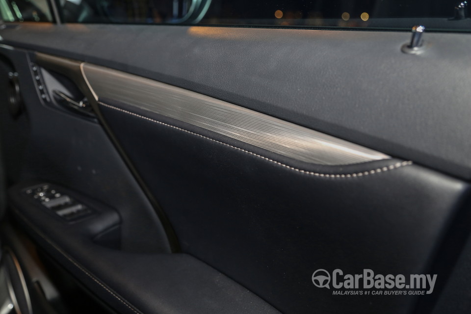 Lexus RX AL20 (2015) Interior