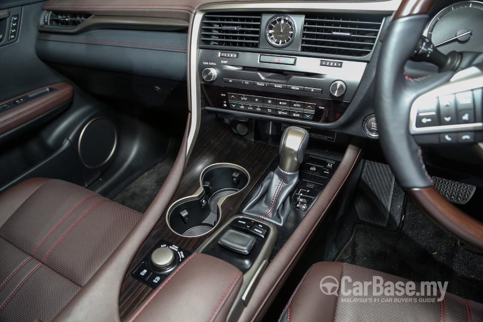 Lexus RX AL20 (2015) Interior