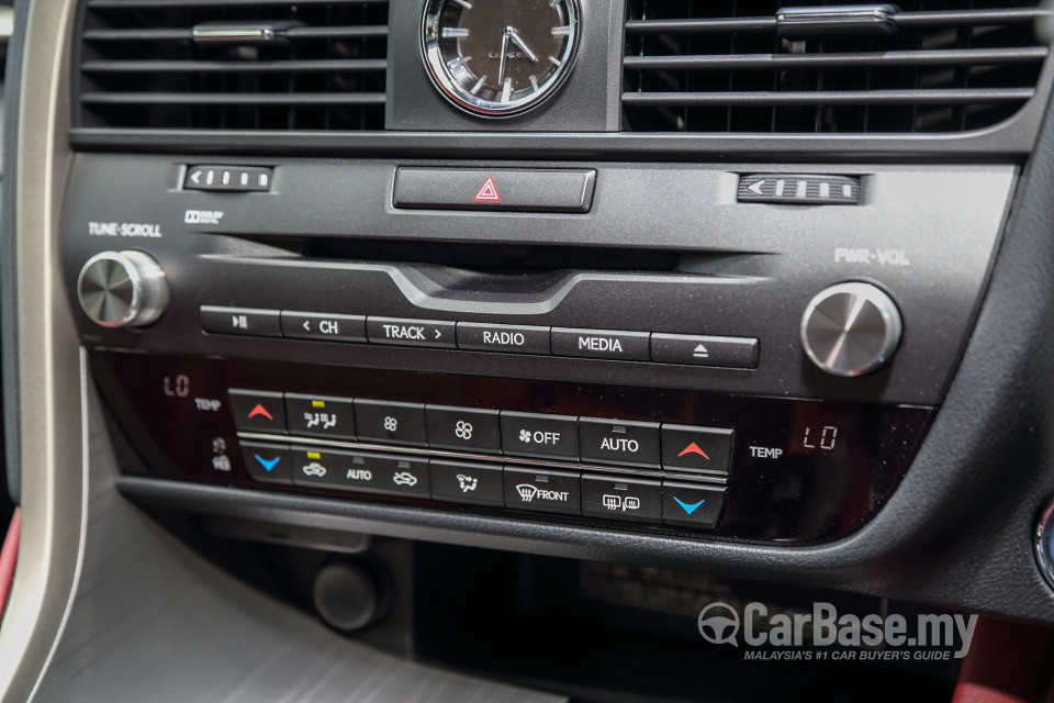 Lexus RX AL20 (2015) Interior