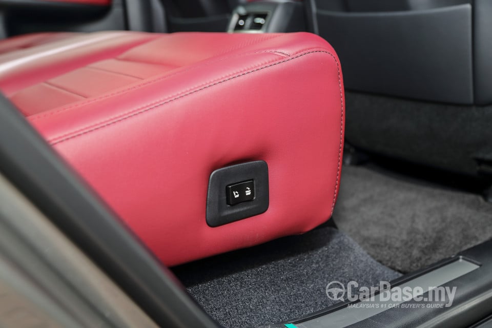 Lexus RX AL20 (2015) Interior