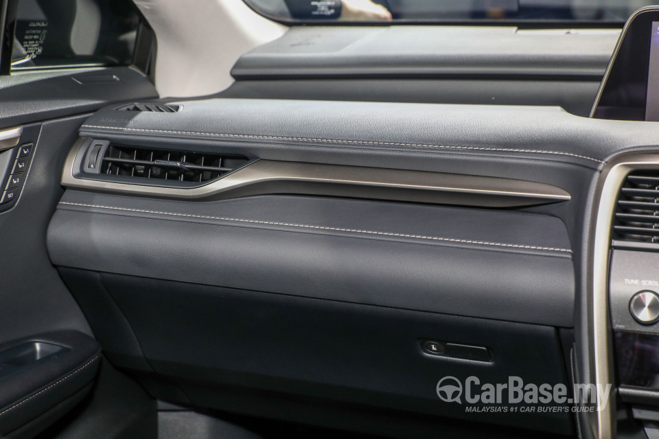 Lexus RX AL20 (2015) Interior