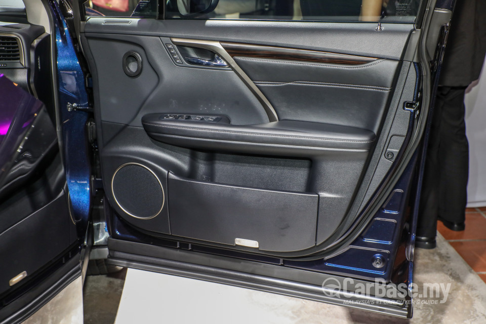 Lexus RX AL20 (2015) Interior