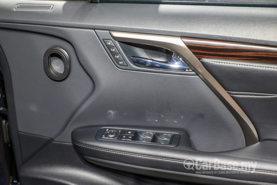 Lexus RX AL20 (2015) Interior