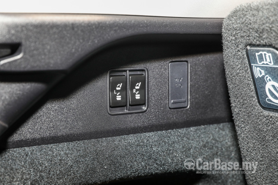 Lexus RX AL20 (2015) Interior